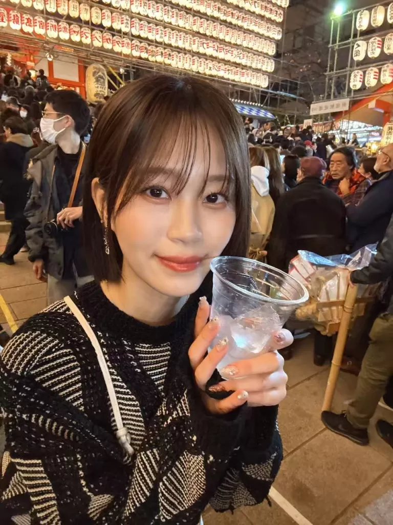 “Ruka ルカ” OMG… who would believe you can meet the long-legged TV presenter RUKA for such an insanely friendly price? A real Japanese media girl, elegant, tall, and absolutely stunning.  If you’re in Tokyo, this is the kind of chance you don’t let slip.